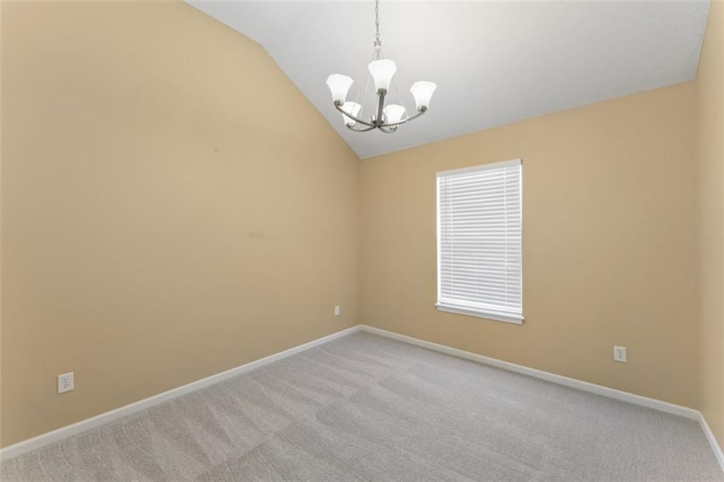 4910 Marion Street — photo 32