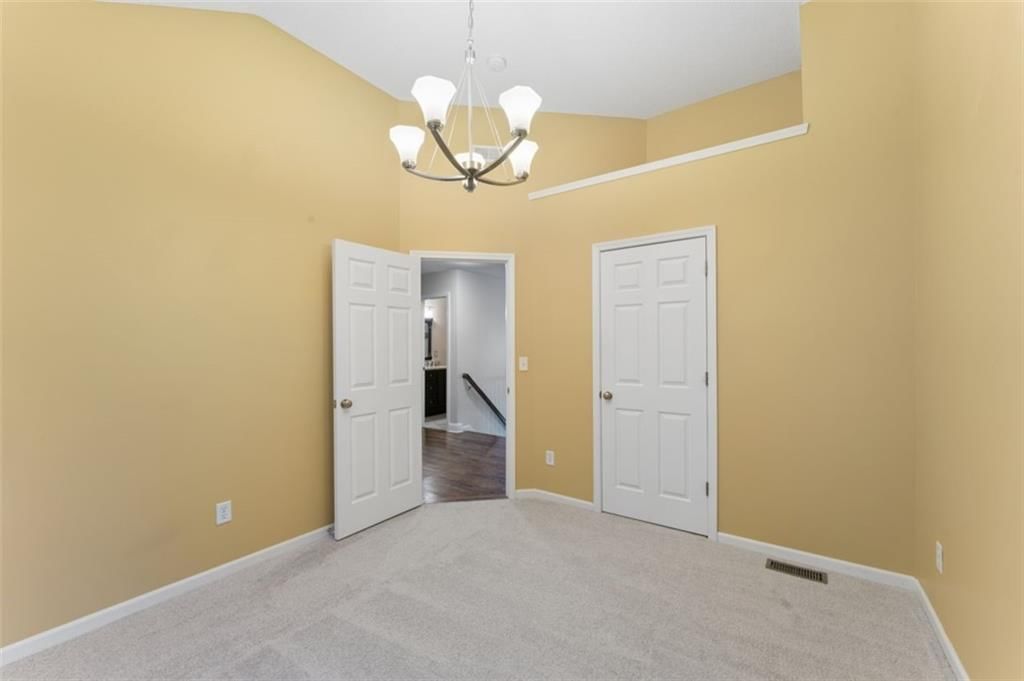 4910 Marion Street — photo 34