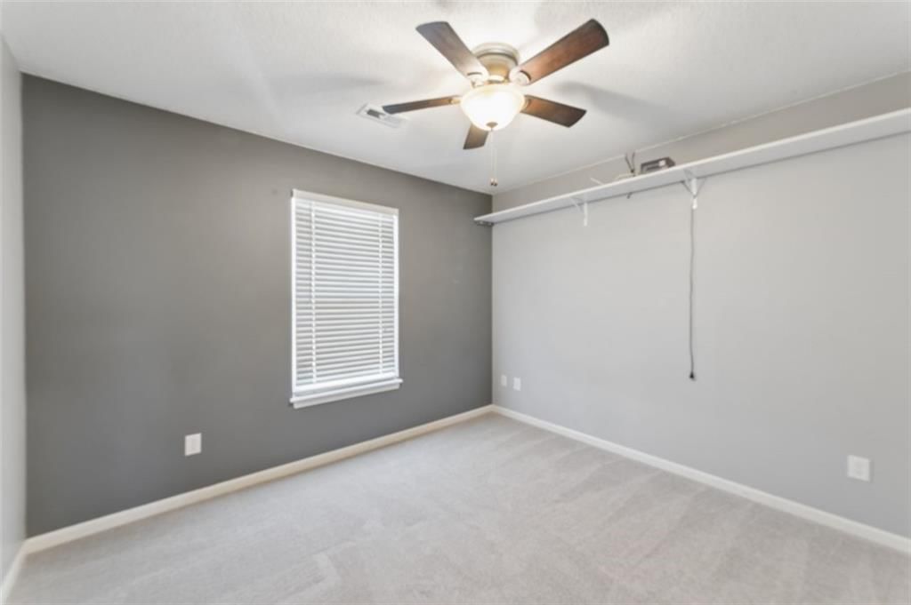 4910 Marion Street — photo 36
