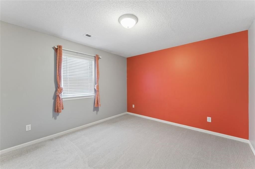 4910 Marion Street — photo 39