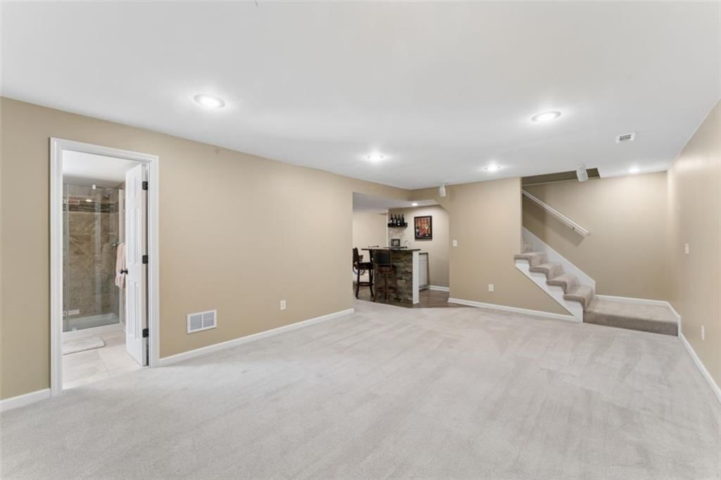 4910 Marion Street — photo 44