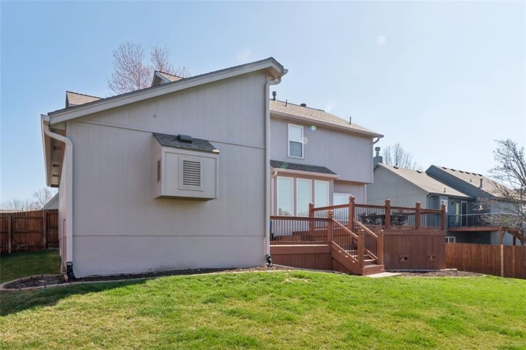 4910 Marion Street — photo 58