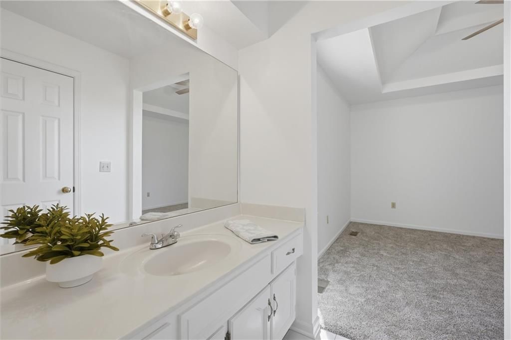 4121 N Campbell Avenue — photo 23