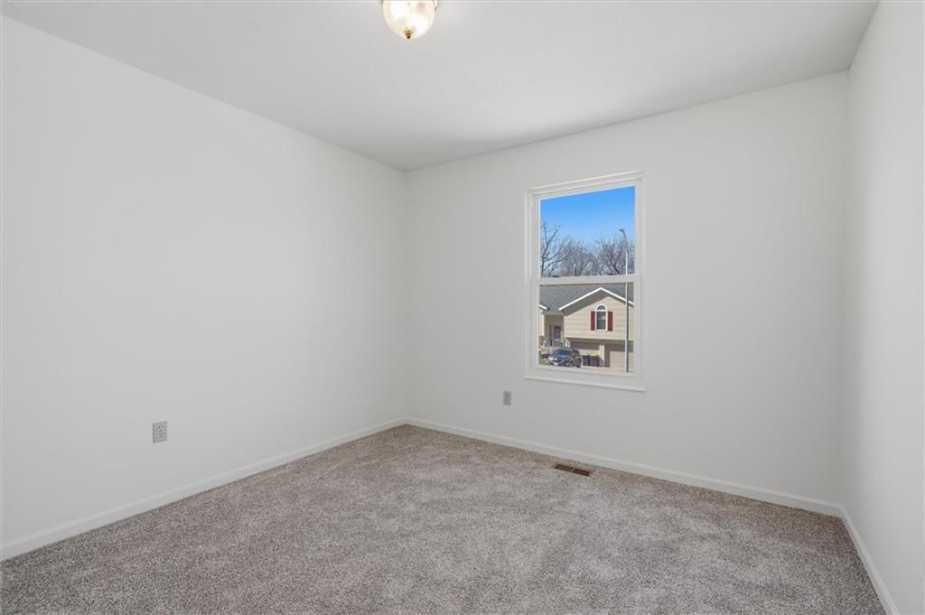 4121 N Campbell Avenue — photo 27