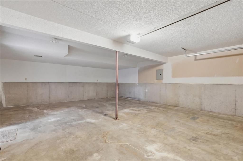 4121 N Campbell Avenue — photo 31