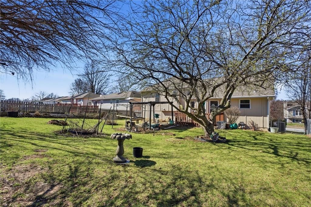 4121 N Campbell Avenue — photo 33