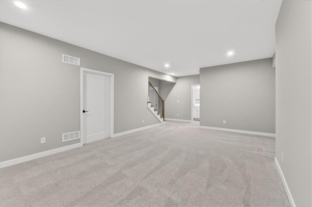 25050 W 94th Terrace — photo 35