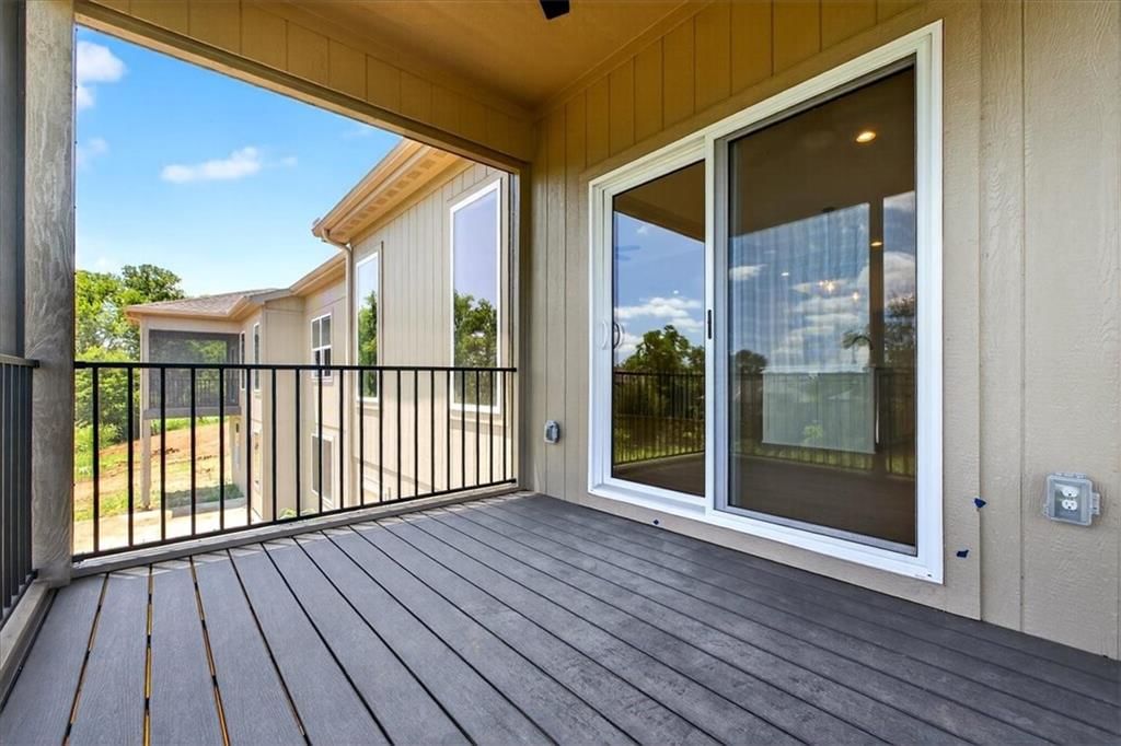 25067 W 94th Terrace — photo 11
