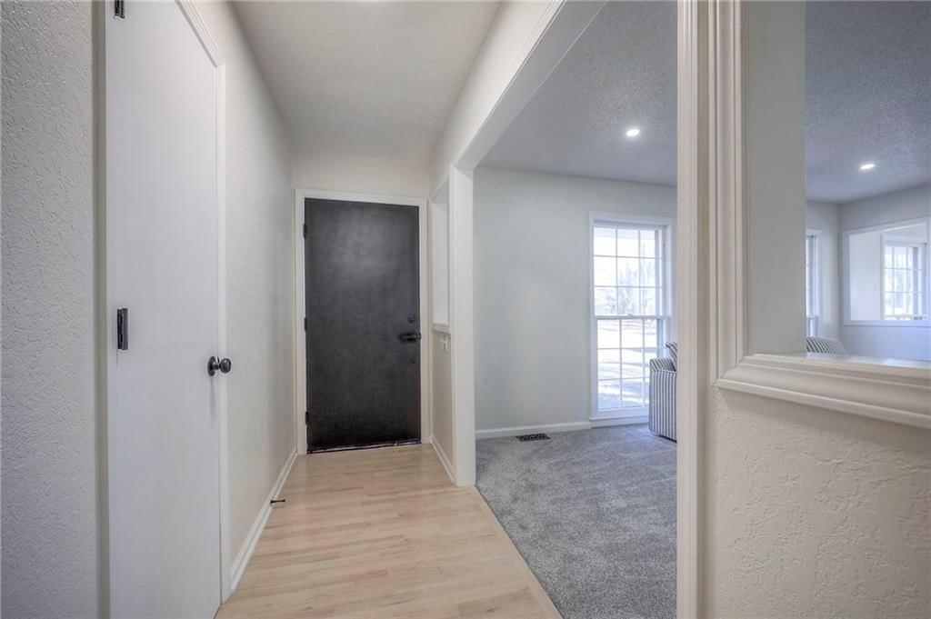 10411 W 49th Place — photo 9