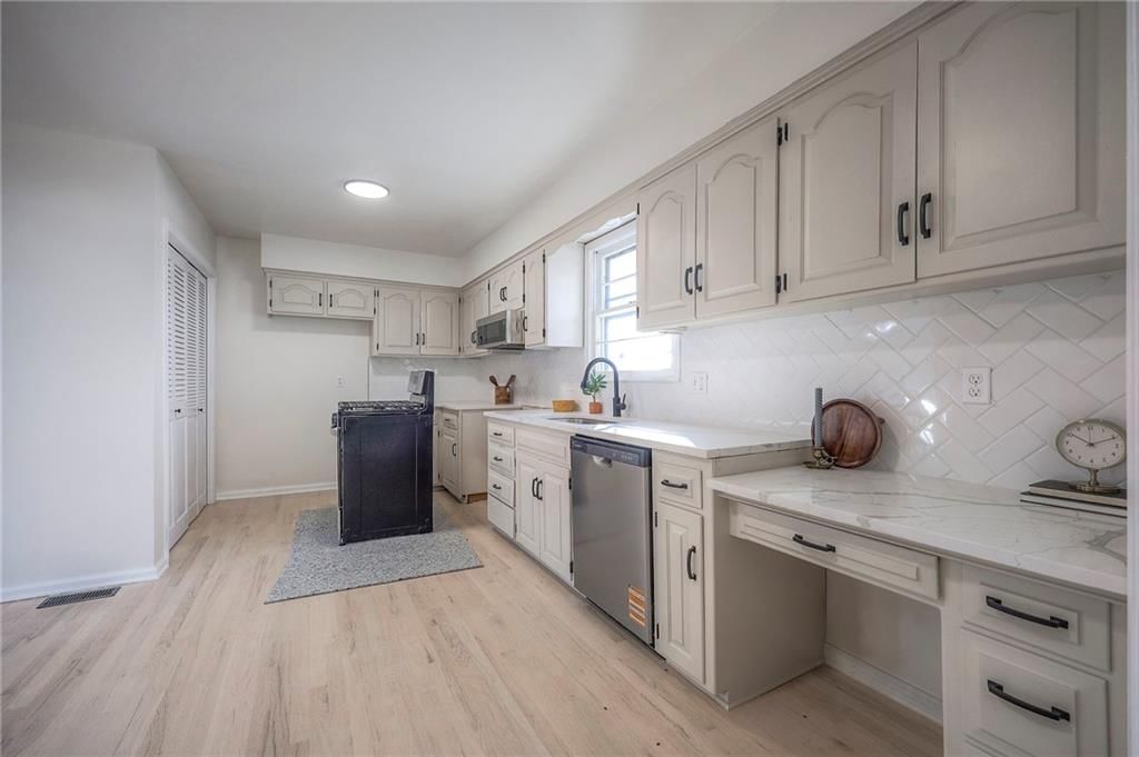 10411 W 49th Place — photo 13