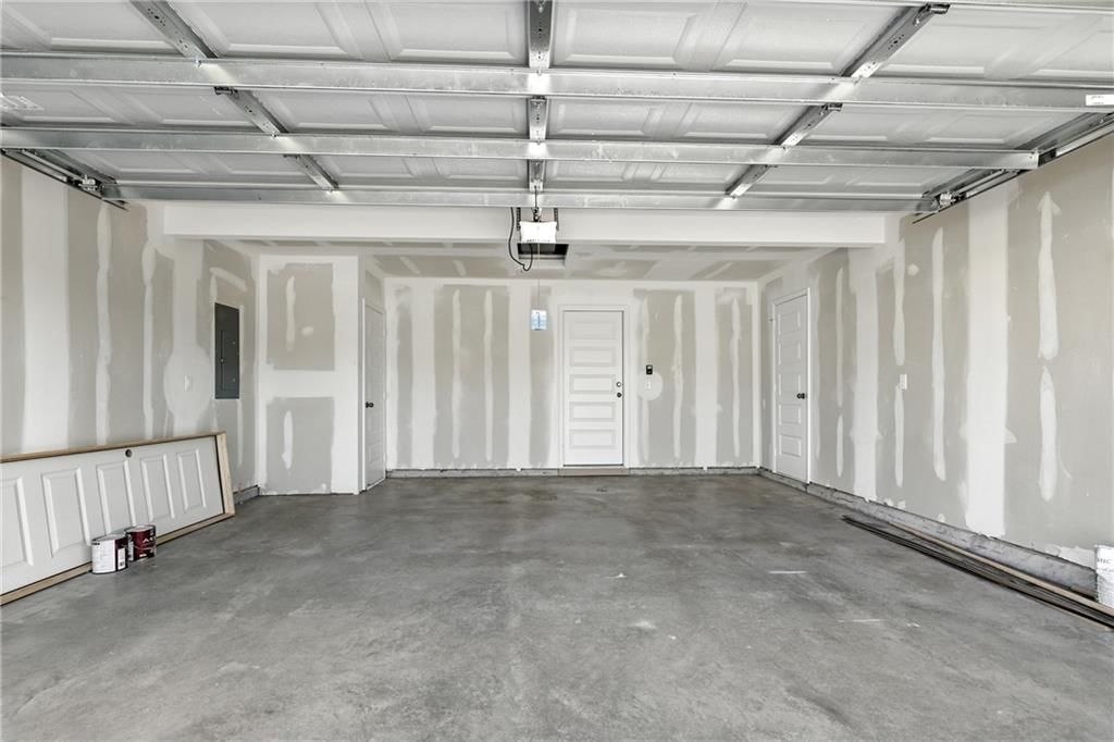 2628 Woodfield Drive — photo 24
