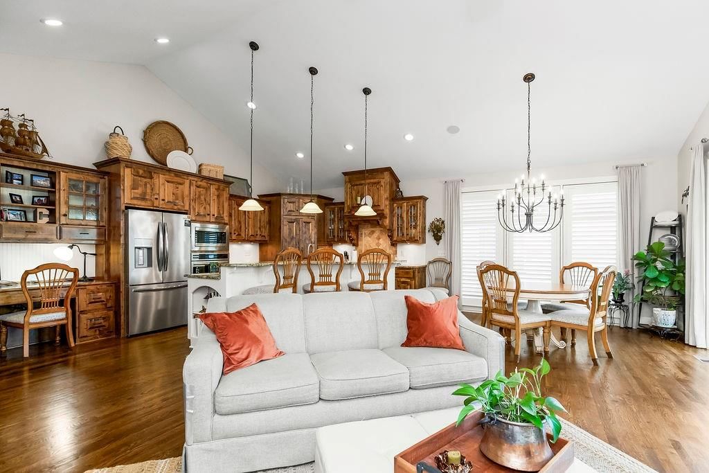 631 North Shore Drive — photo 9
