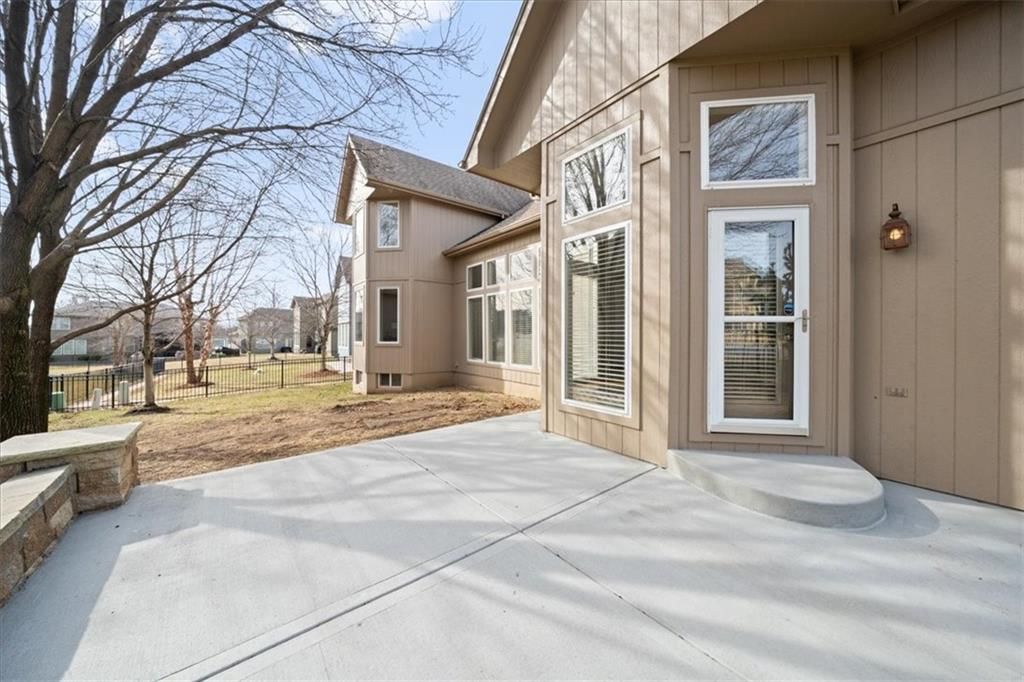 14007 S Widmer Street — photo 35