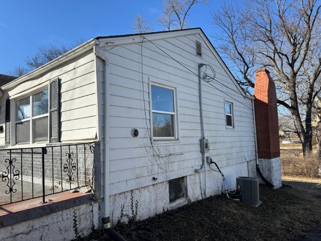 2604 S Northern Boulevard — photo 4