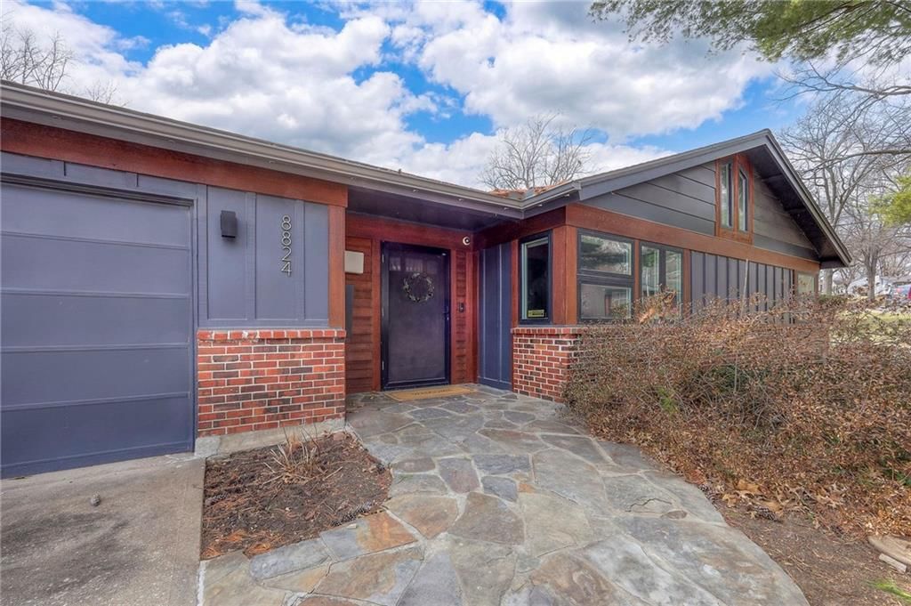 8824 Outlook Drive — photo 3