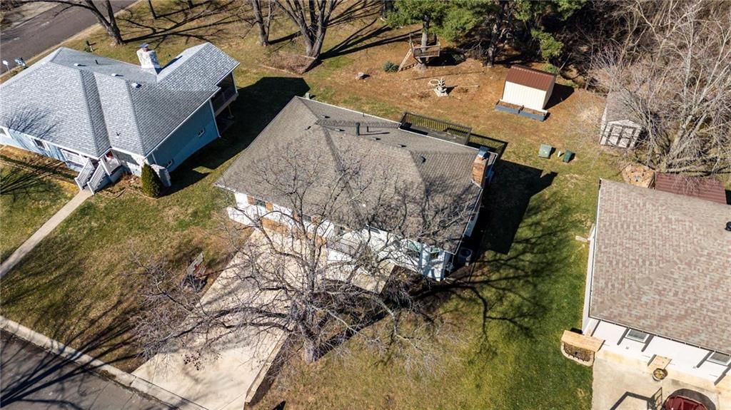 2203 N Gaines Drive — photo 3