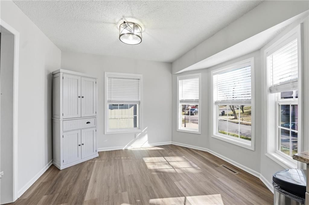 2203 N Gaines Drive — photo 9