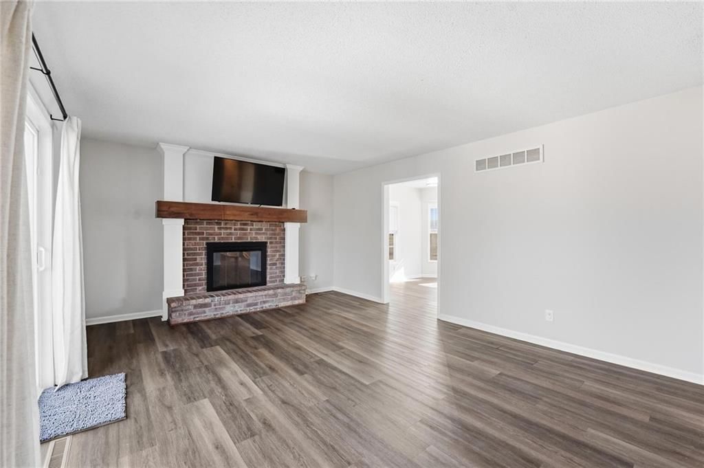 2203 N Gaines Drive — photo 15