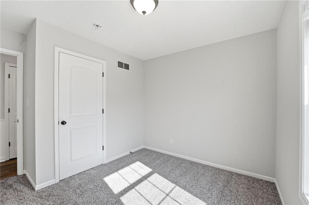 2203 N Gaines Drive — photo 20