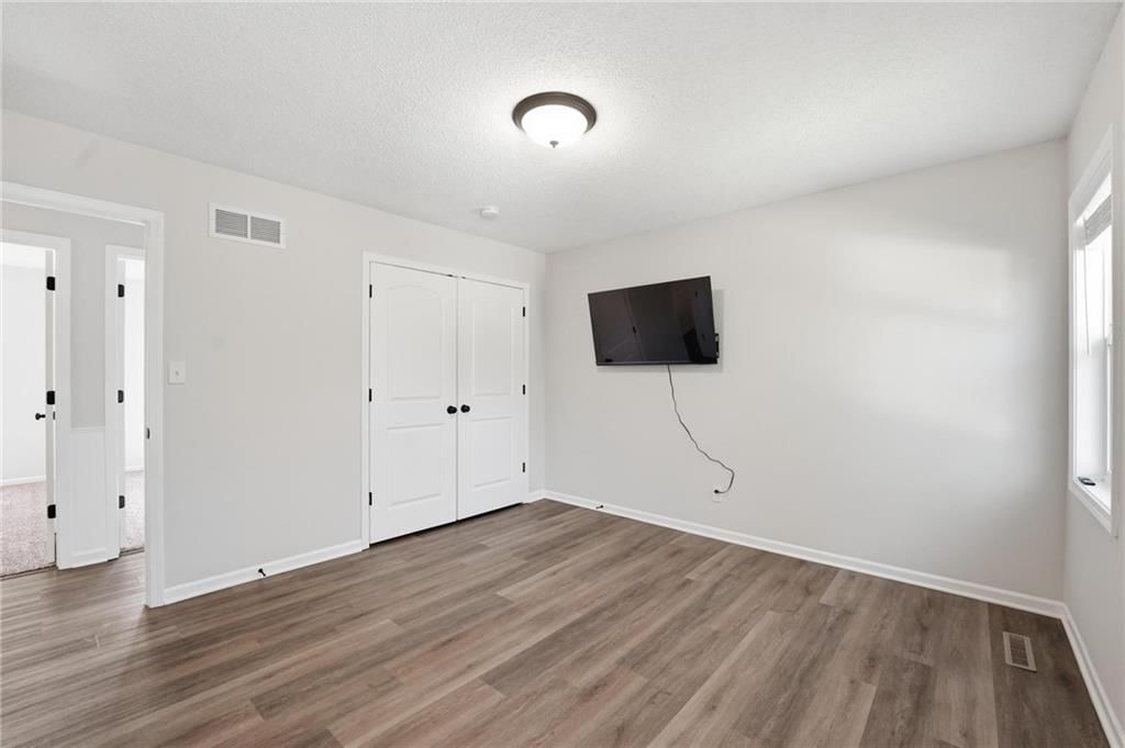 2203 N Gaines Drive — photo 26