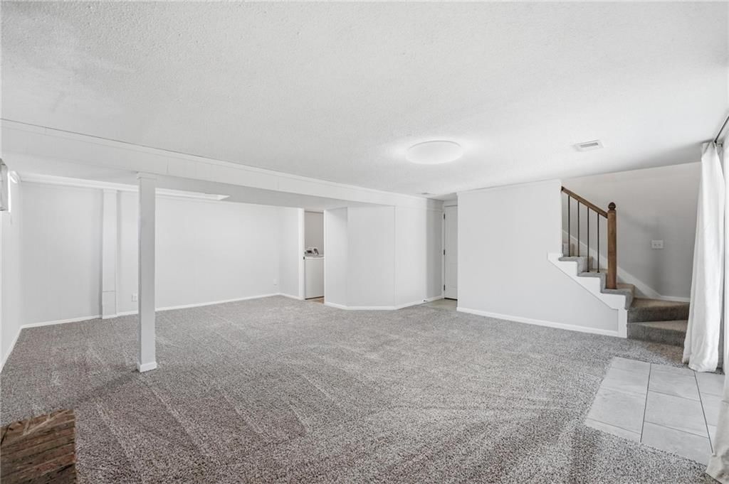 2203 N Gaines Drive — photo 30