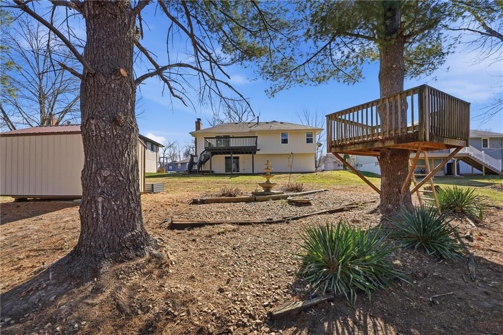 2203 N Gaines Drive — photo 43