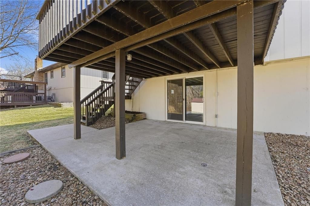 2203 N Gaines Drive — photo 44