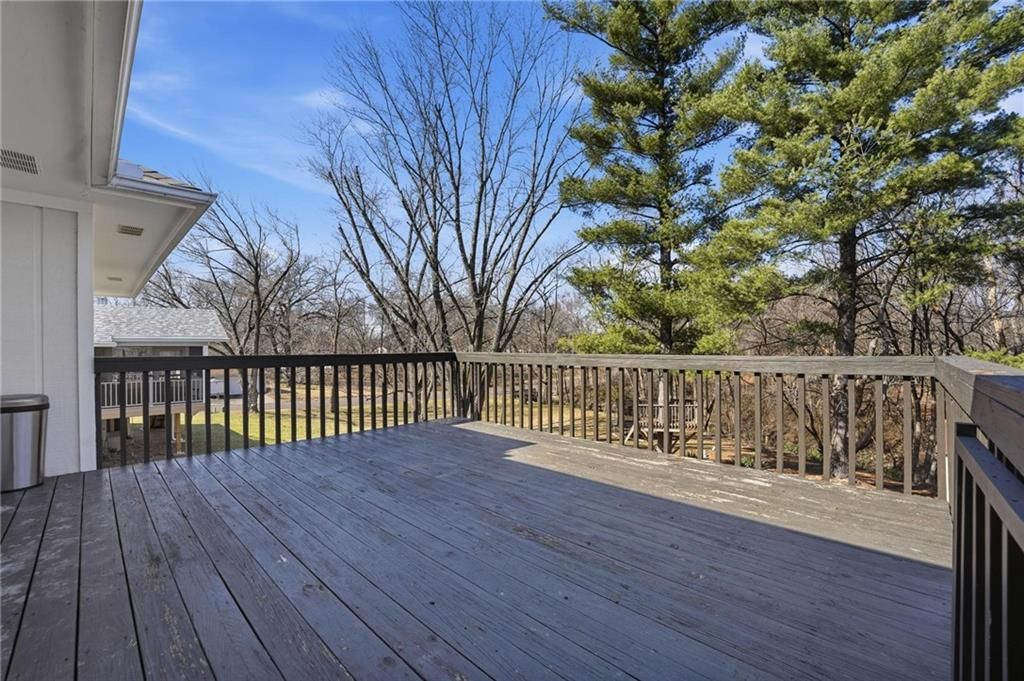 2203 N Gaines Drive — photo 45