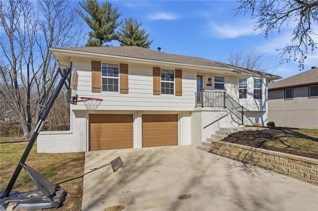 2203 N Gaines Drive — photo 49