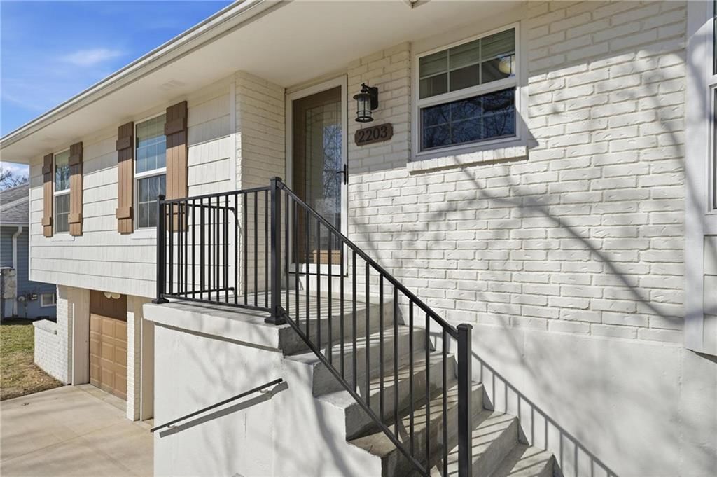 2203 N Gaines Drive — photo 50