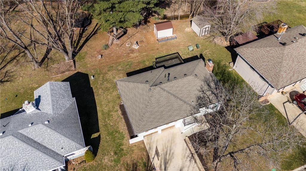 2203 N Gaines Drive — photo 58