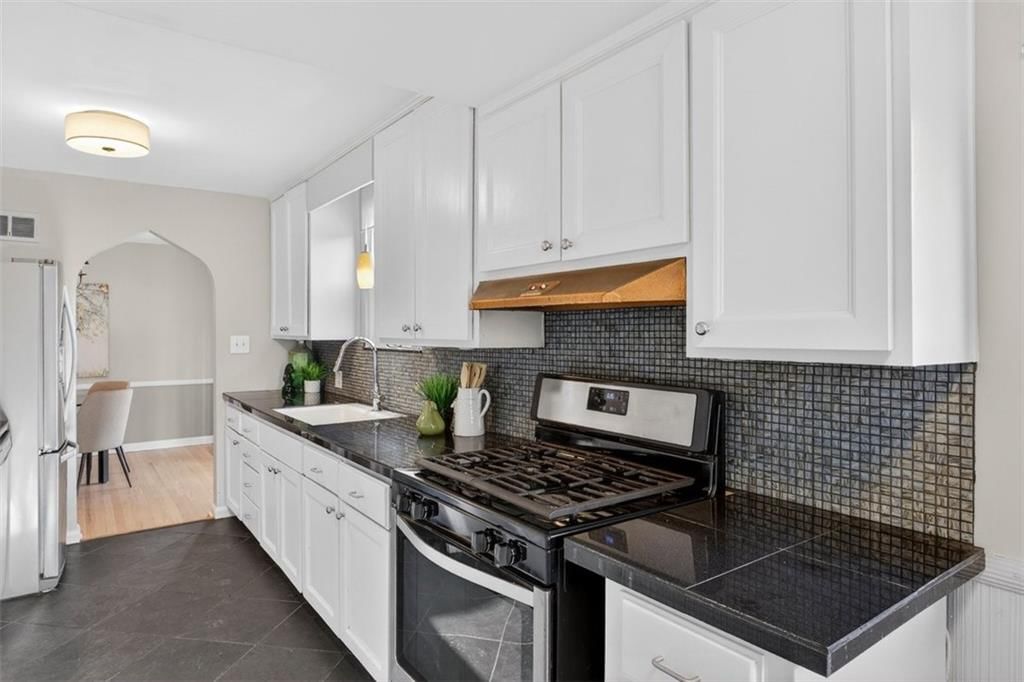2405 W 75th Place — photo 14