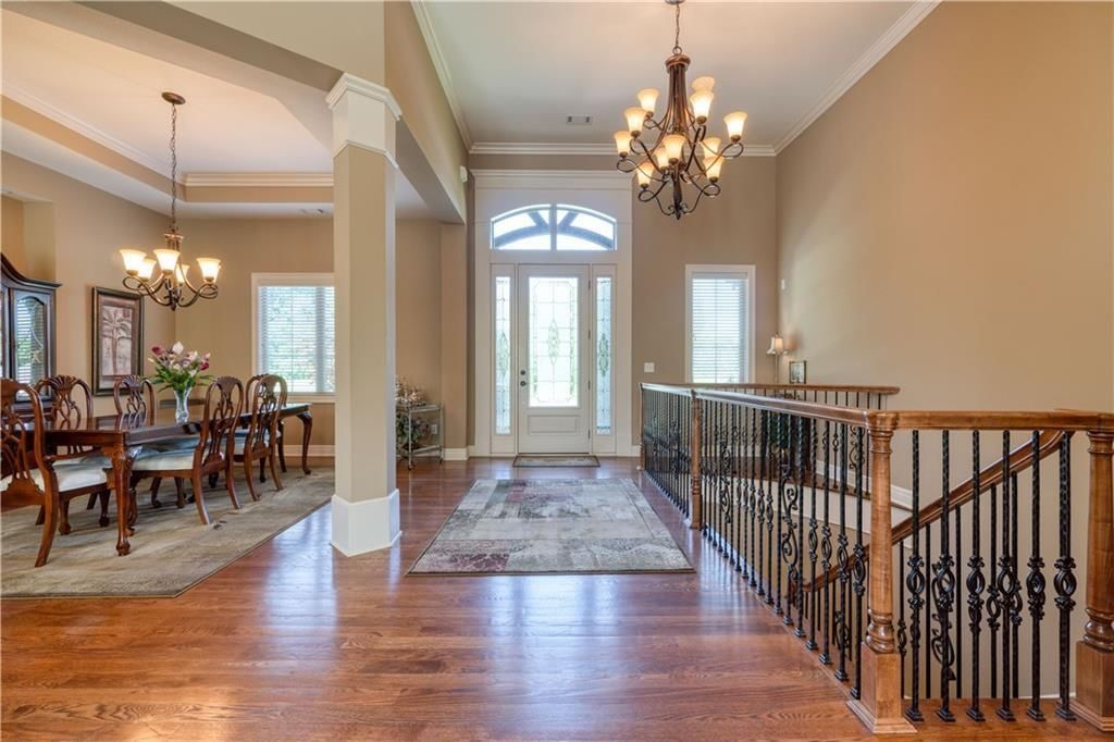 6901 N Norton Avenue — photo 5