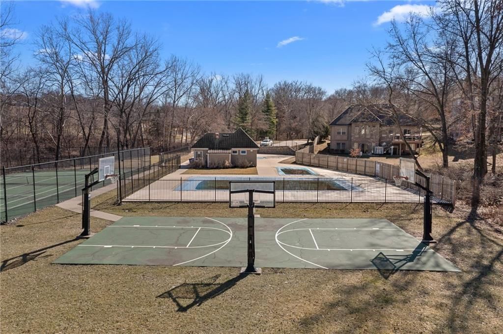 5735 Cottonwood Street — photo 47