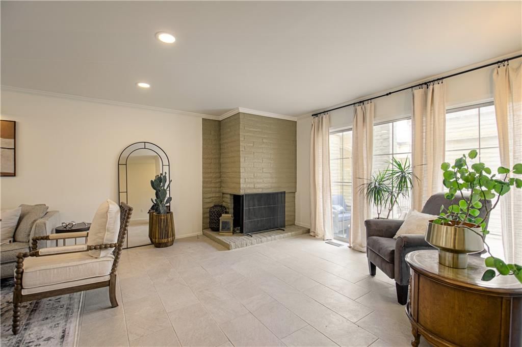 6739 W 108th Terrace — photo 7