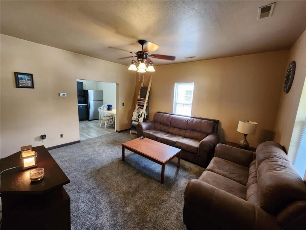 602 Grover Street — photo 2