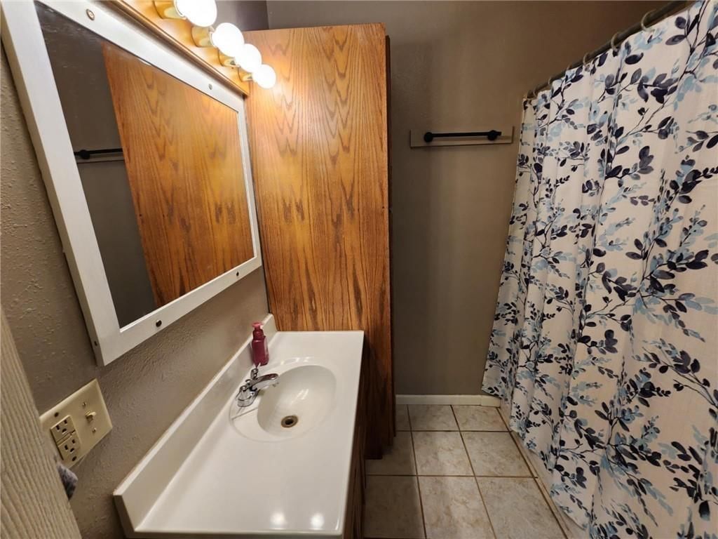 602 Grover Street — photo 13