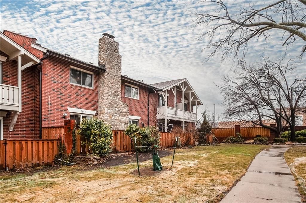 5644 W 97th Street — photo 26