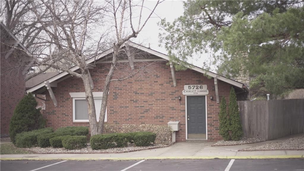 5644 W 97th Street — photo 29