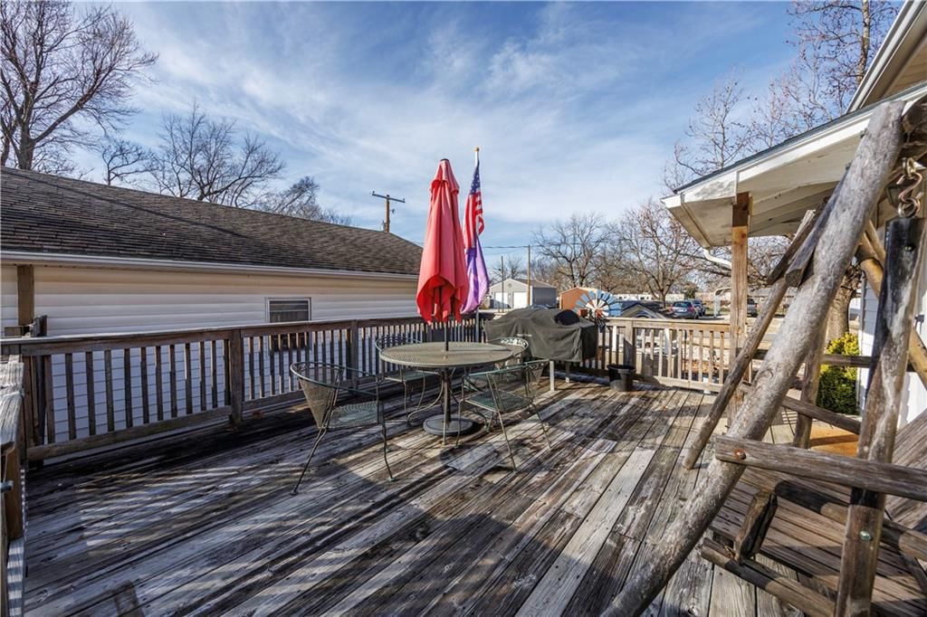 305 S Okmulgee Street — photo 27