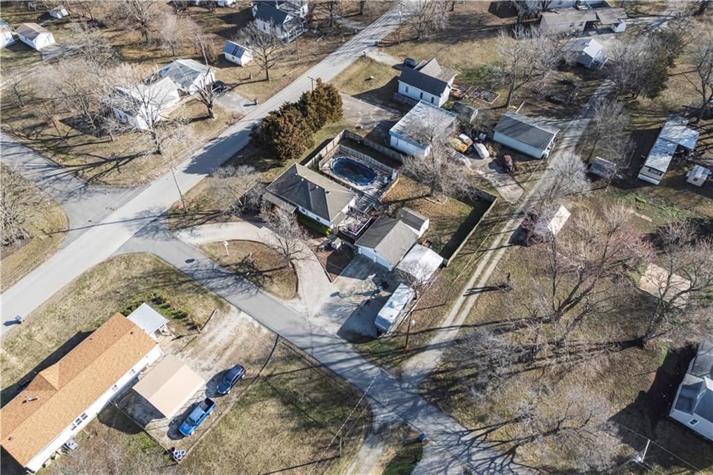 305 S Okmulgee Street — photo 39