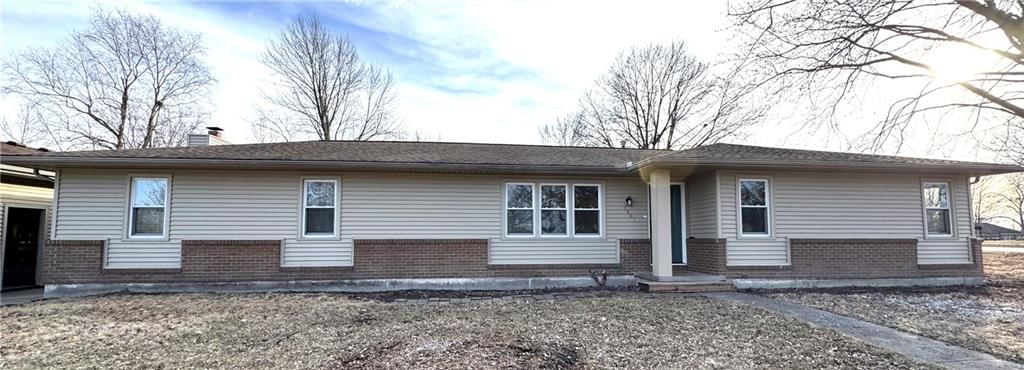1001 Clinton Street, Lathrop, MO