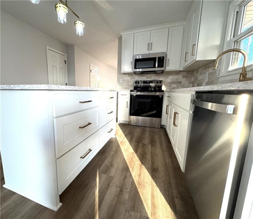 1001 Clinton Street — photo 7
