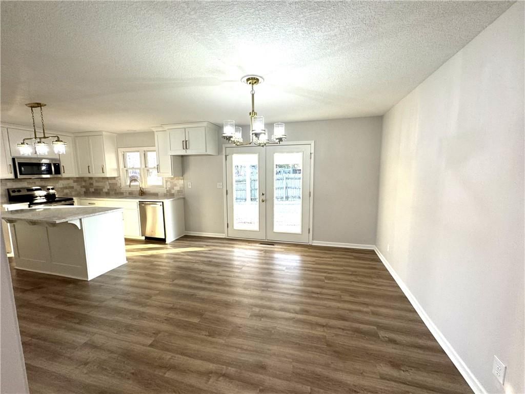 1001 Clinton Street — photo 8