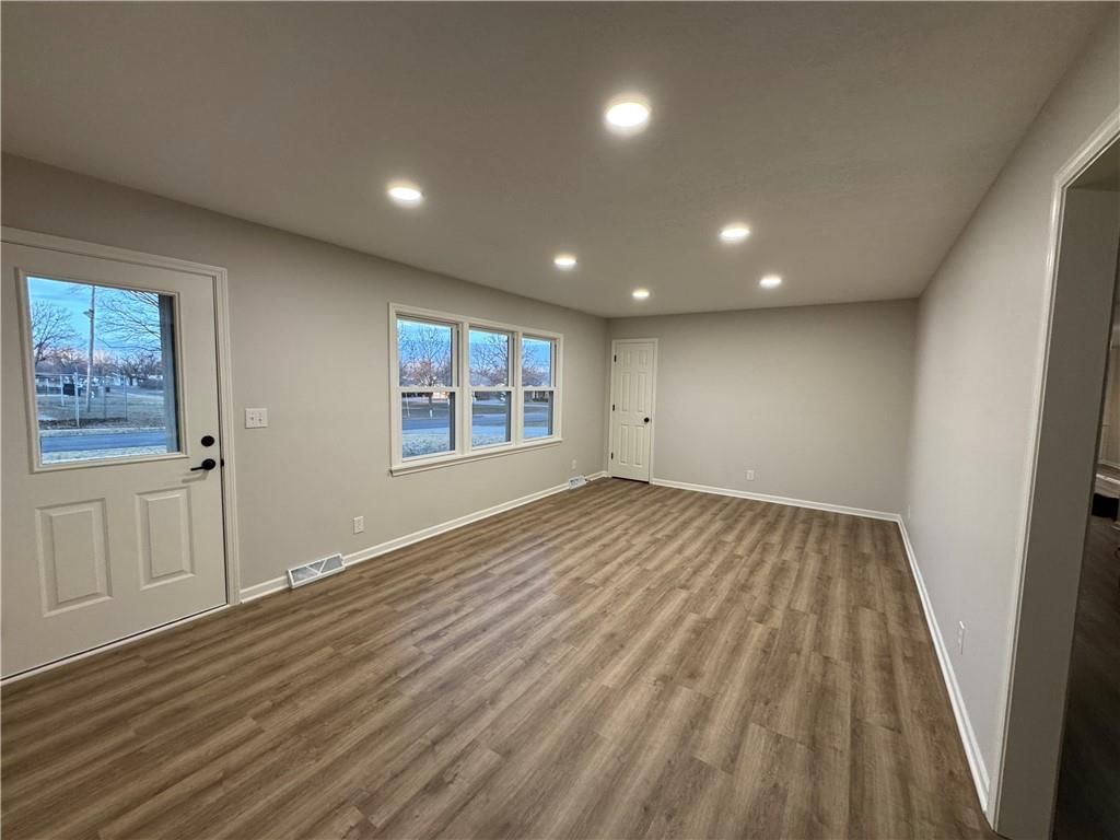 1001 Clinton Street — photo 10