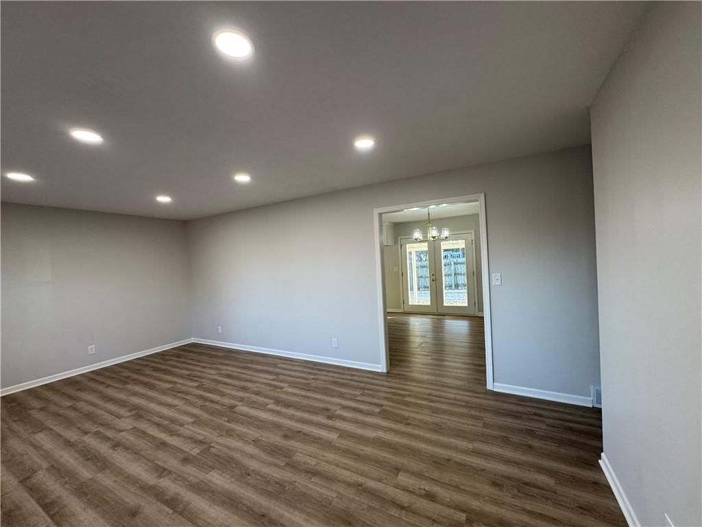 1001 Clinton Street — photo 11