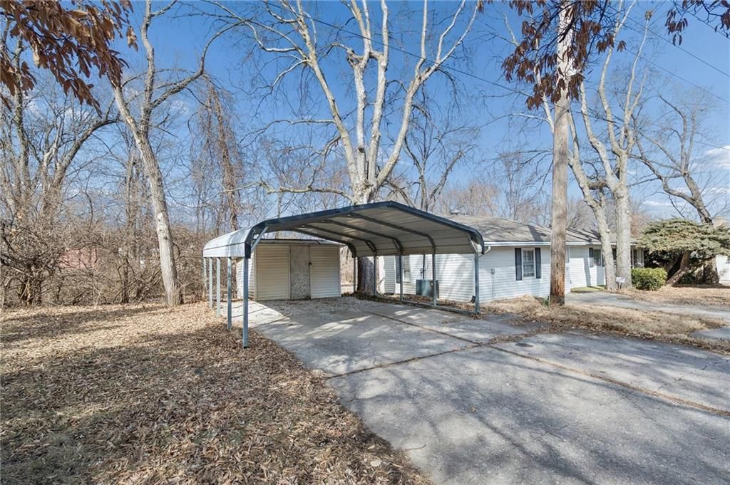 408 W Murray Road — photo 3