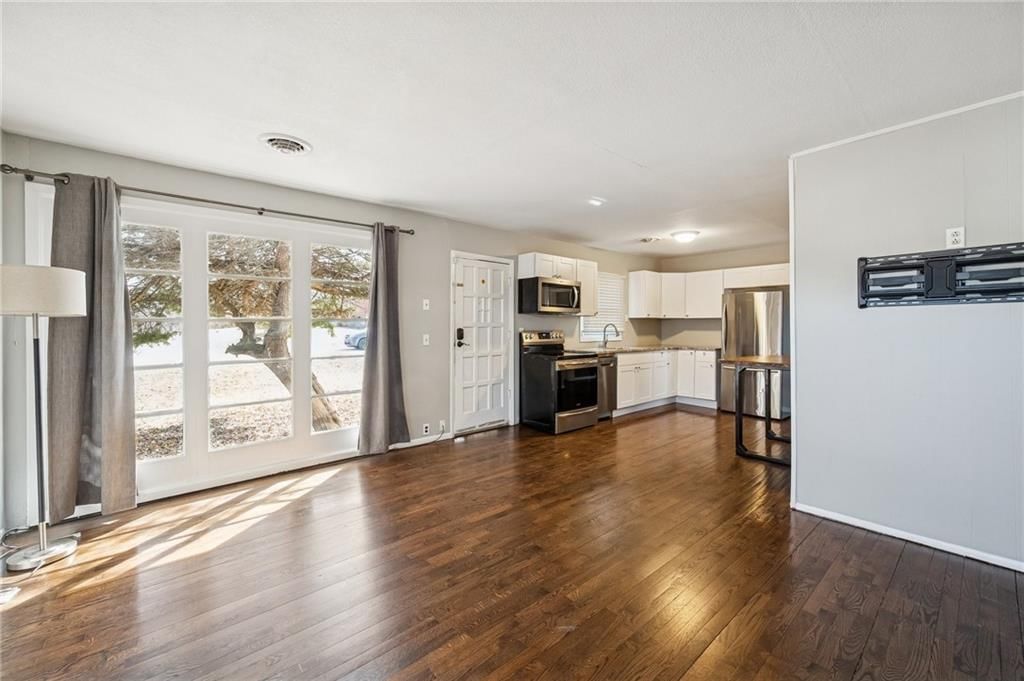 408 W Murray Road — photo 8