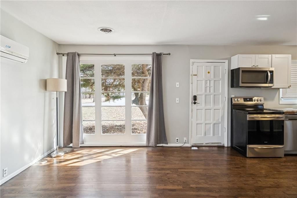 408 W Murray Road — photo 10