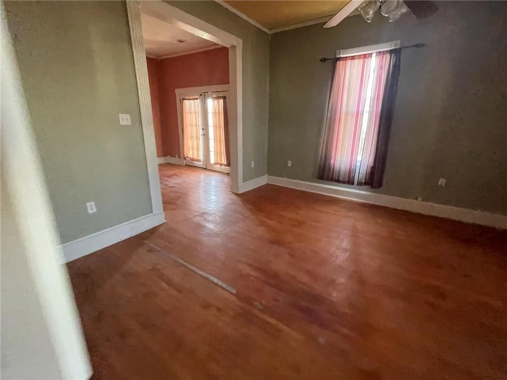 724 E Clinton Street — photo 7